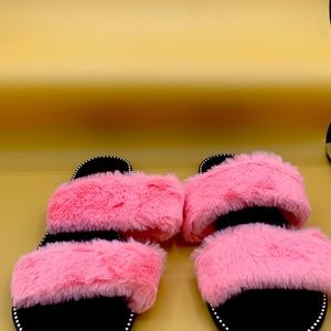 Furry sandals